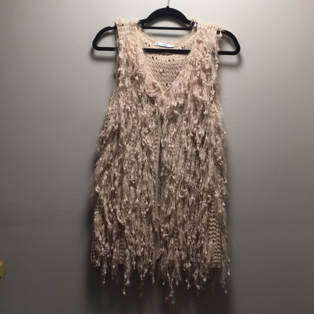 S/i/o/n/i Pink Furry/Fuzzy Sweater Vest
